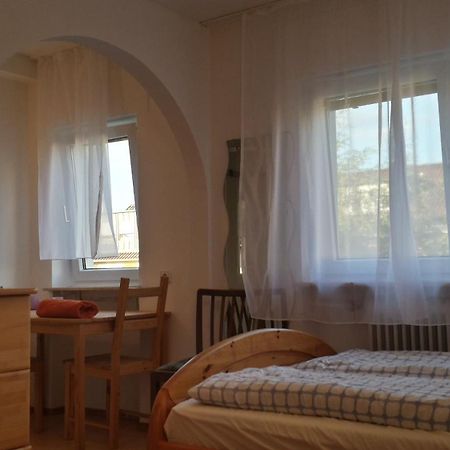 Ferienwohnung Babel Trier Zimmer foto